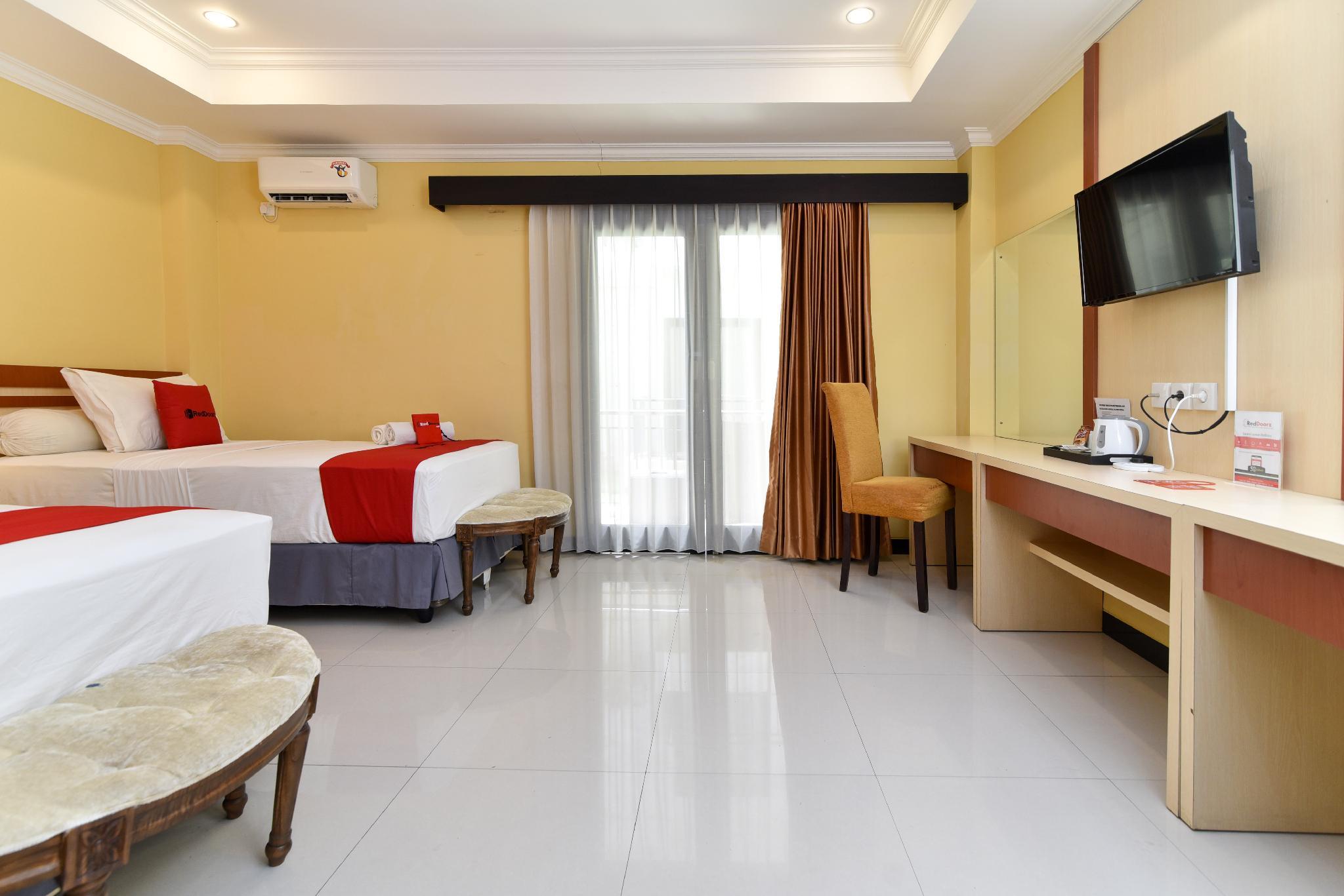 Reddoorz Plus Near Mall Bali Galeria 2 Denpasar Exteriör bild