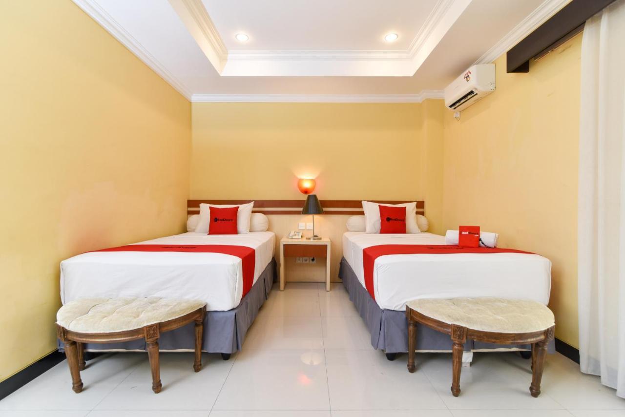 Reddoorz Plus Near Mall Bali Galeria 2 Denpasar Exteriör bild