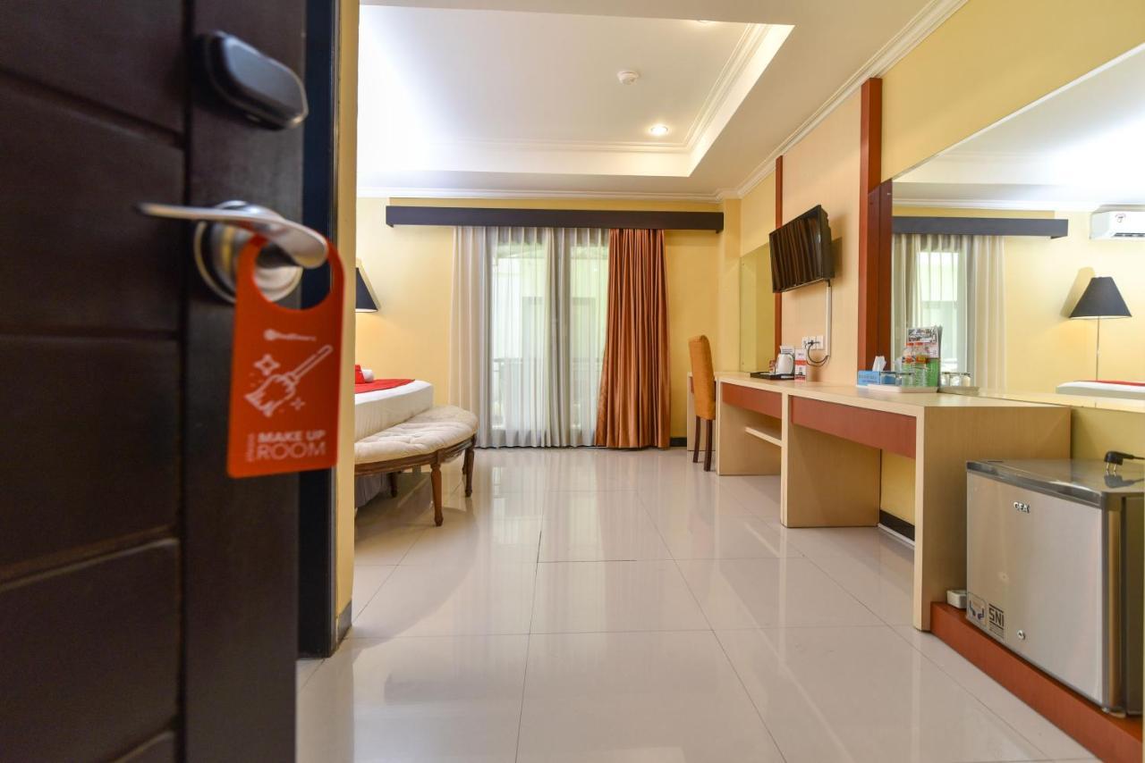 Reddoorz Plus Near Mall Bali Galeria 2 Denpasar Exteriör bild