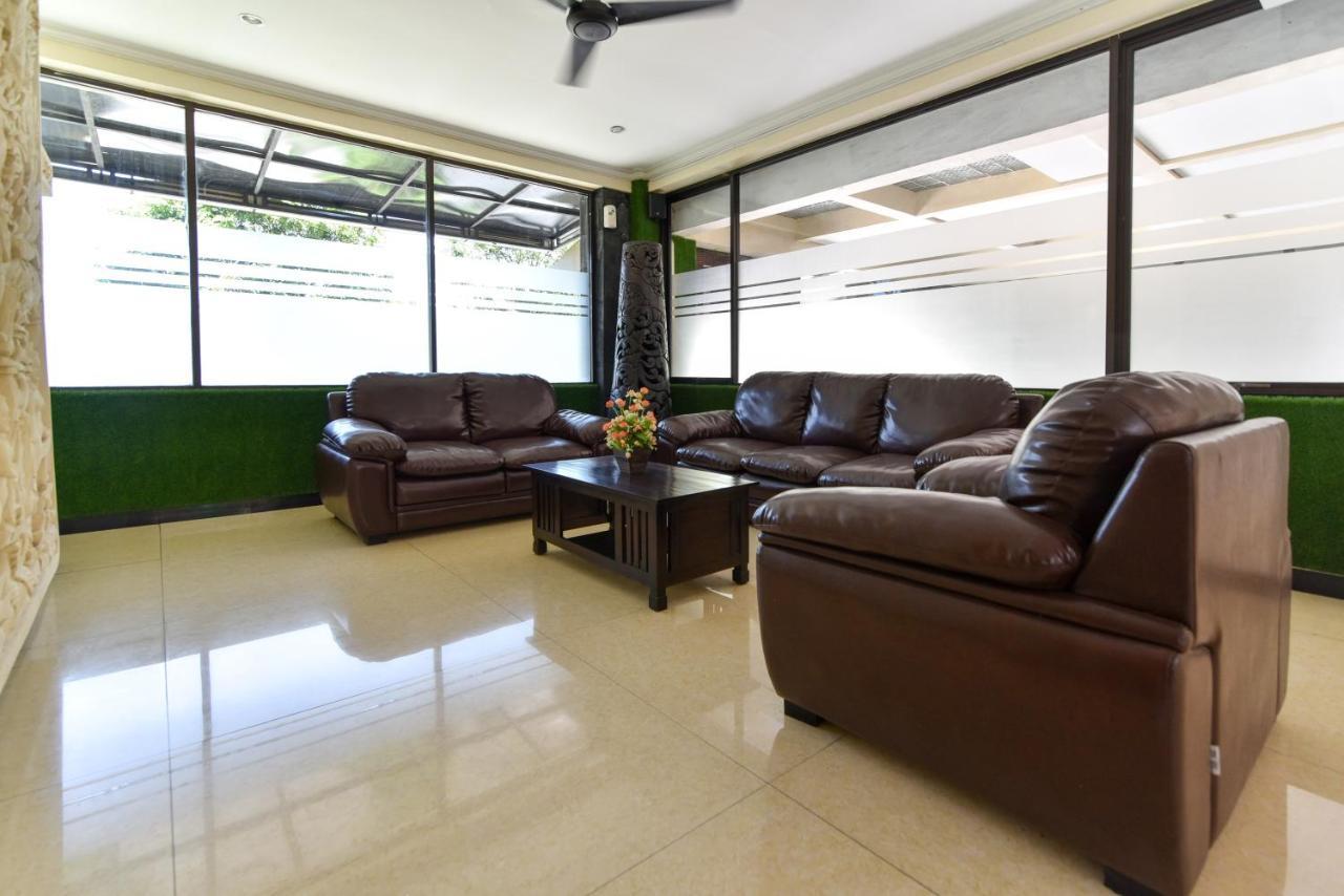 Reddoorz Plus Near Mall Bali Galeria 2 Denpasar Exteriör bild