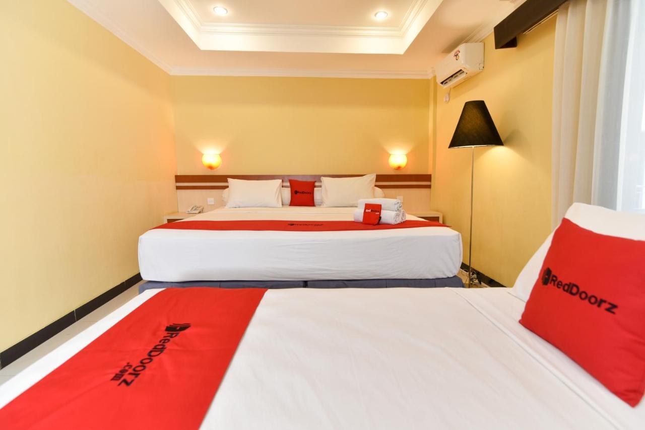 Reddoorz Plus Near Mall Bali Galeria 2 Denpasar Exteriör bild