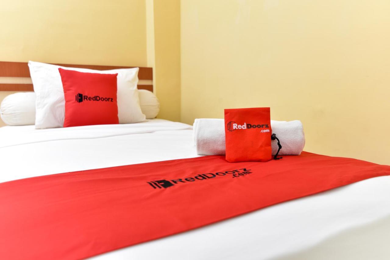 Reddoorz Plus Near Mall Bali Galeria 2 Denpasar Exteriör bild