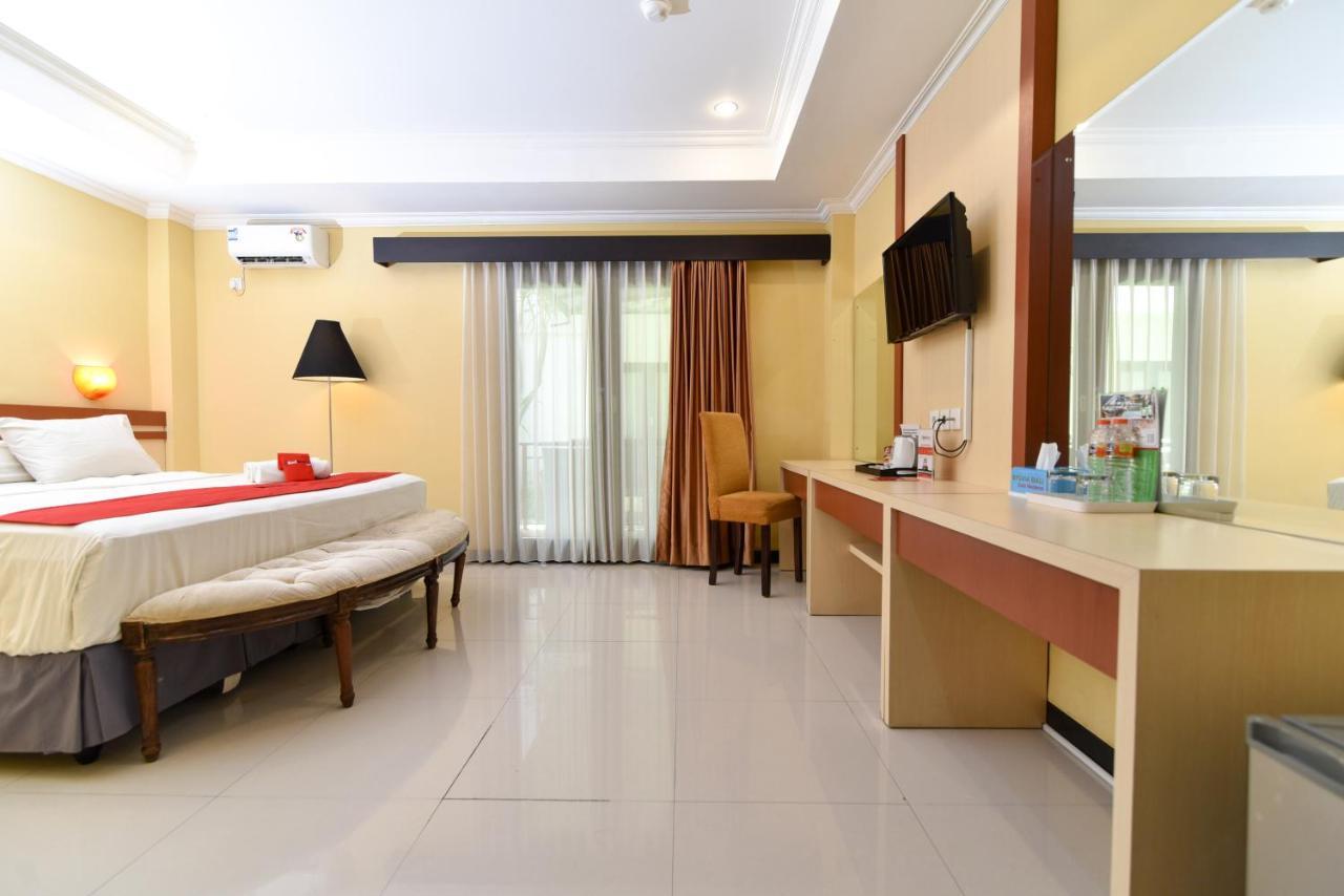 Reddoorz Plus Near Mall Bali Galeria 2 Denpasar Exteriör bild