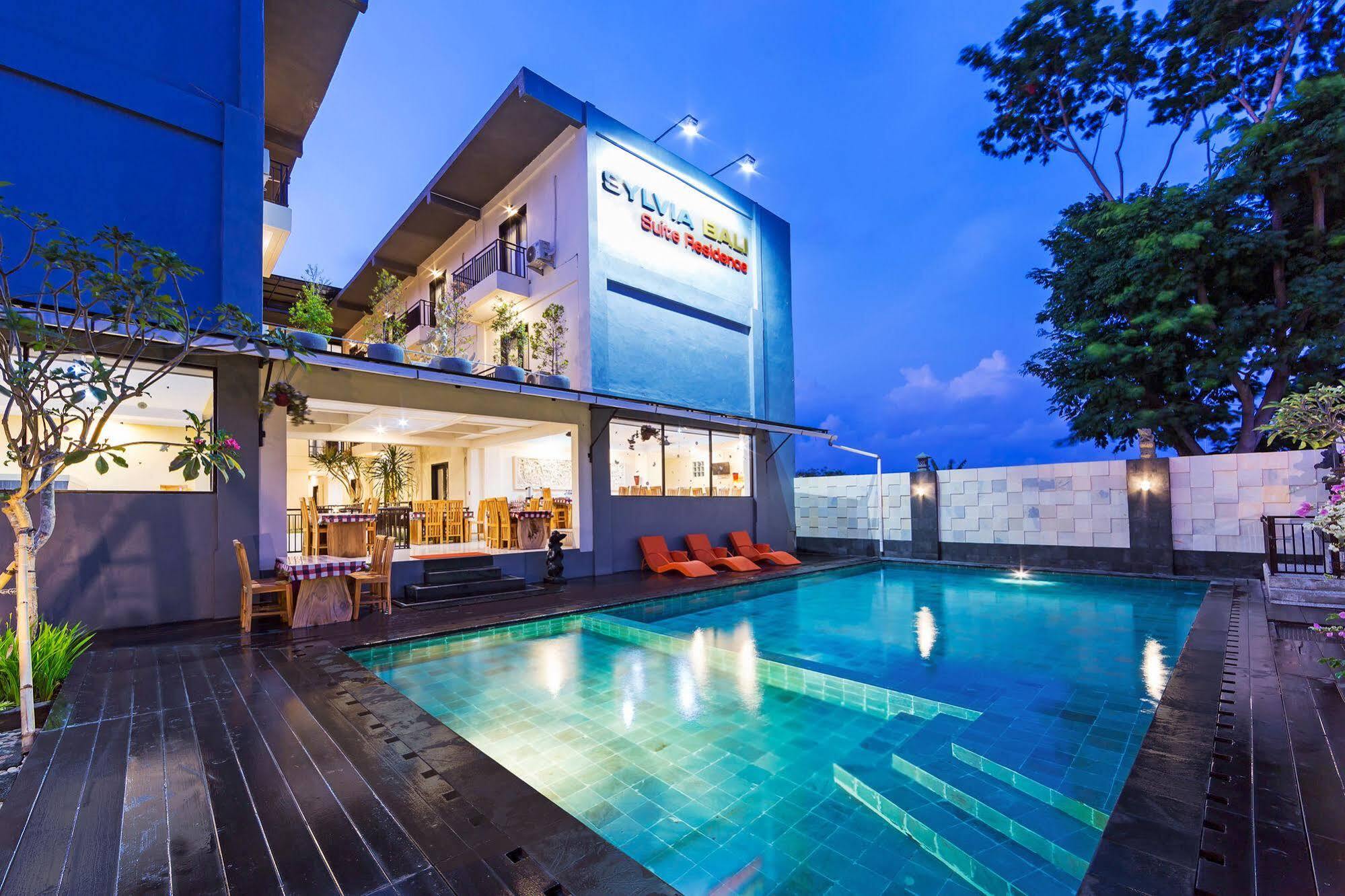 Reddoorz Plus Near Mall Bali Galeria 2 Denpasar Exteriör bild