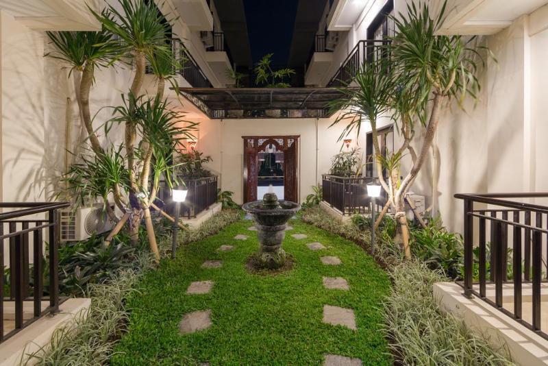 Reddoorz Plus Near Mall Bali Galeria 2 Denpasar Exteriör bild